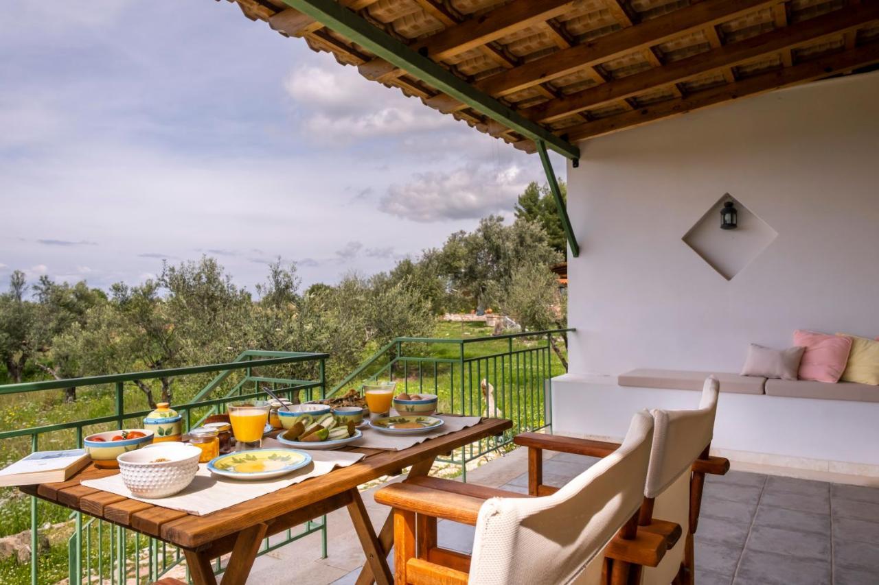Chamaloni Cottages Finikounta Ngoại thất bức ảnh