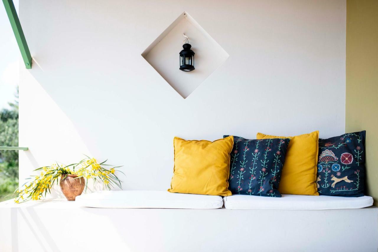 Chamaloni Cottages Finikounta Ngoại thất bức ảnh